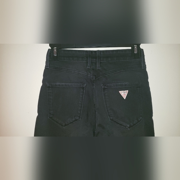 Guess Jeans Black Distressed - Picture 5 of 8